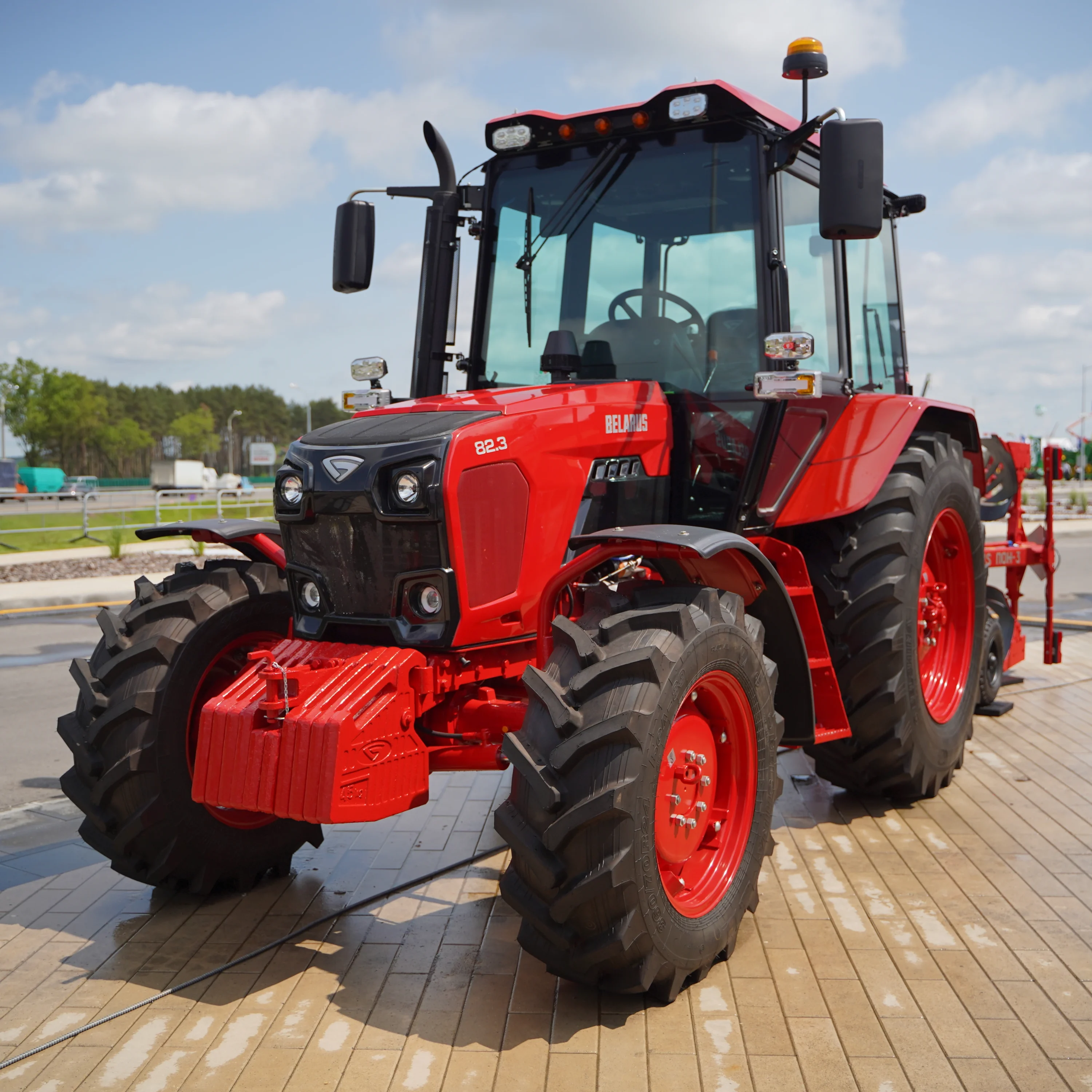 MÁY KÉO CỠ TRUNG